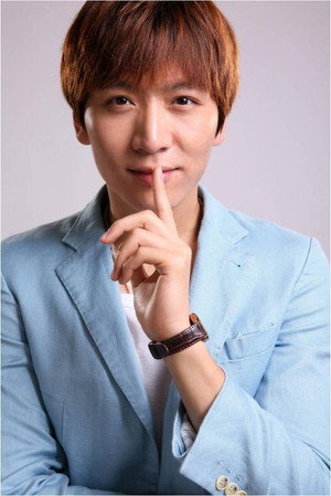 Jiang Wen Xuan